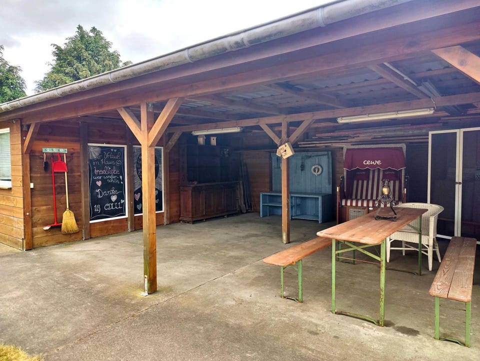 Property building, Patio