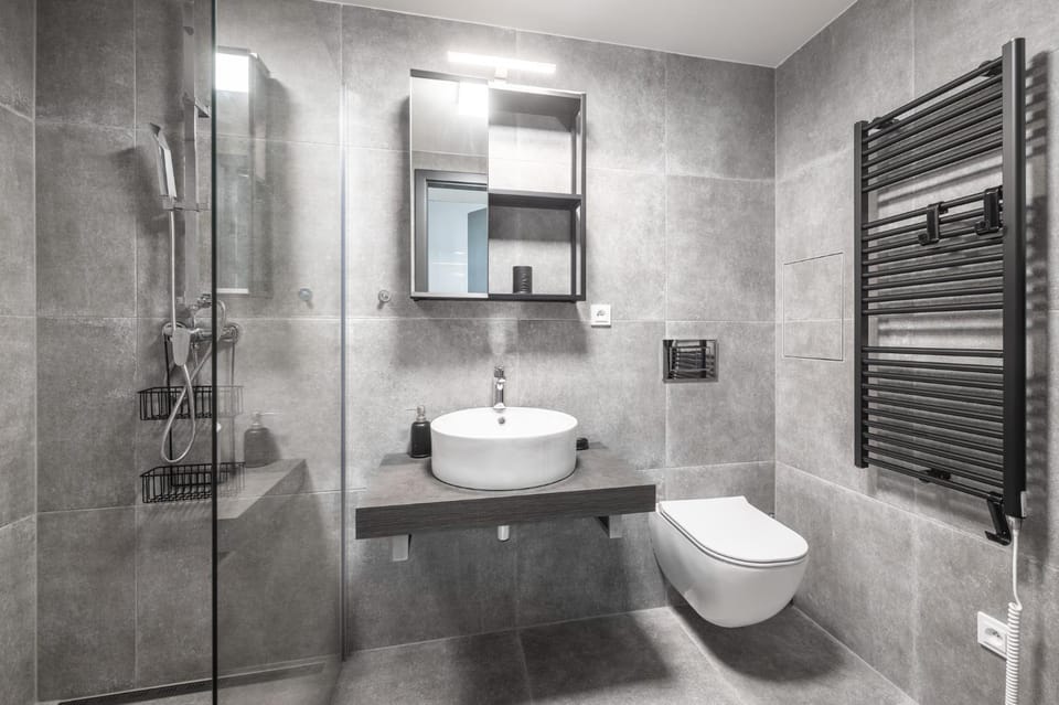 Shower, Bathroom