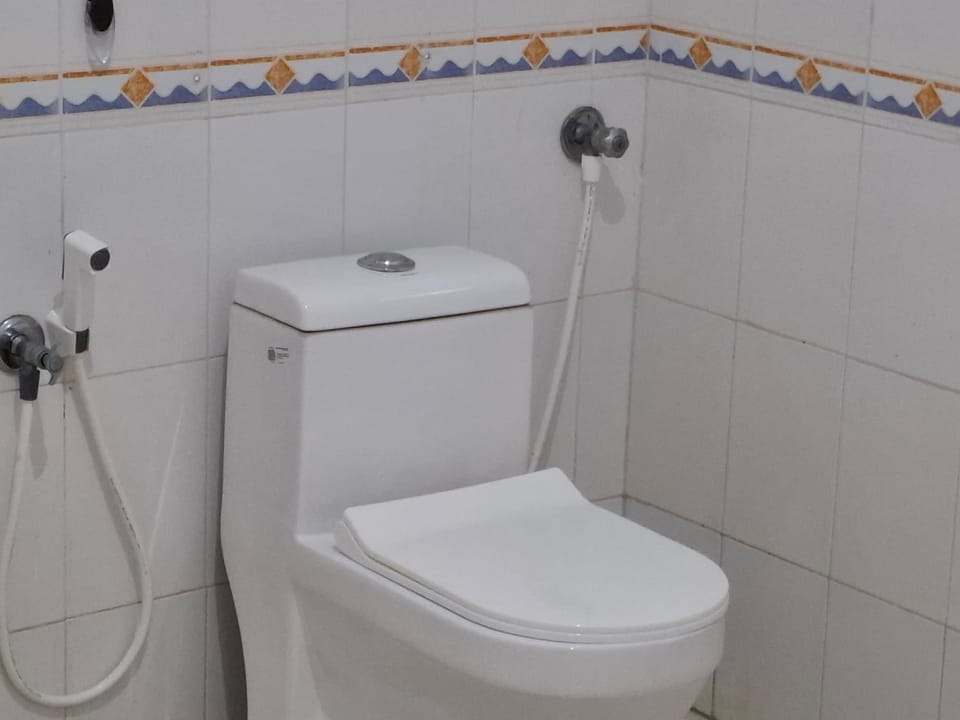 Toilet, Bathroom