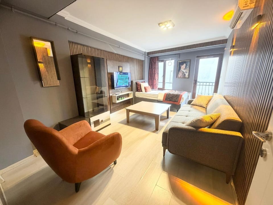 TV and multimedia, Living room, Photo of the whole room, Seating area