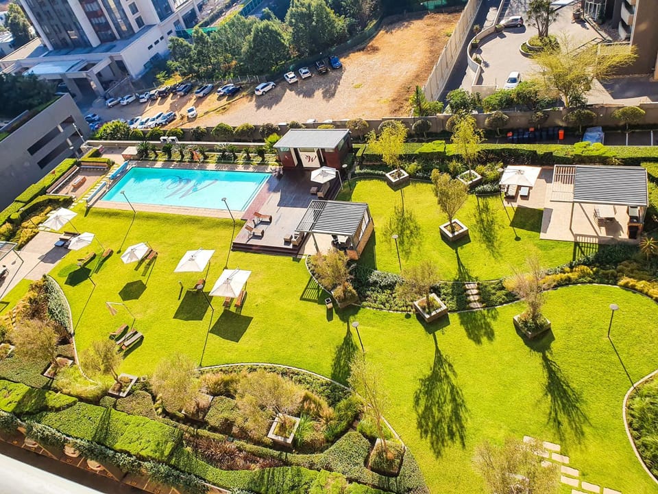 Property building, Bird's eye view, Garden view, Pool view, Swimming pool
