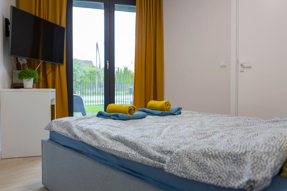 Bed, Balcony/Terrace, Bedroom