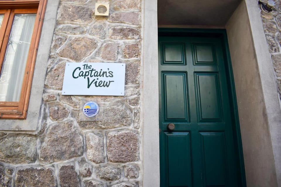 Facade/entrance, Property logo or sign