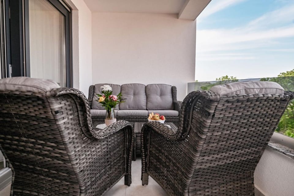Day, Balcony/Terrace