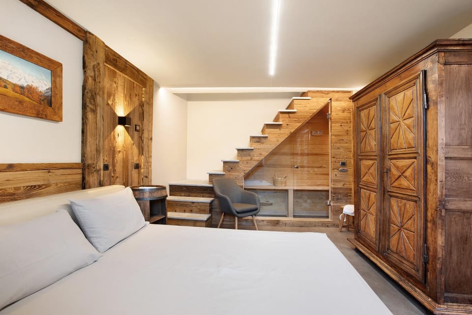 Property building, Living room