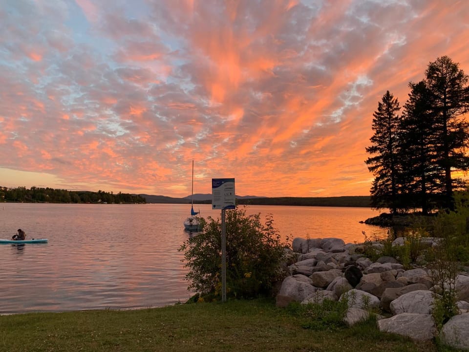 Nearby landmark, Lake view