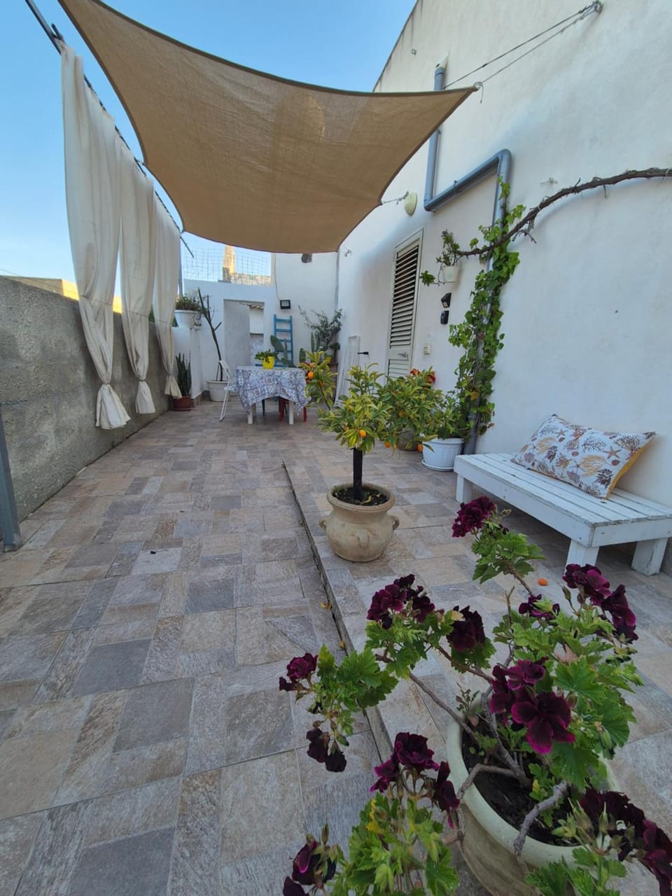 Day, Balcony/Terrace