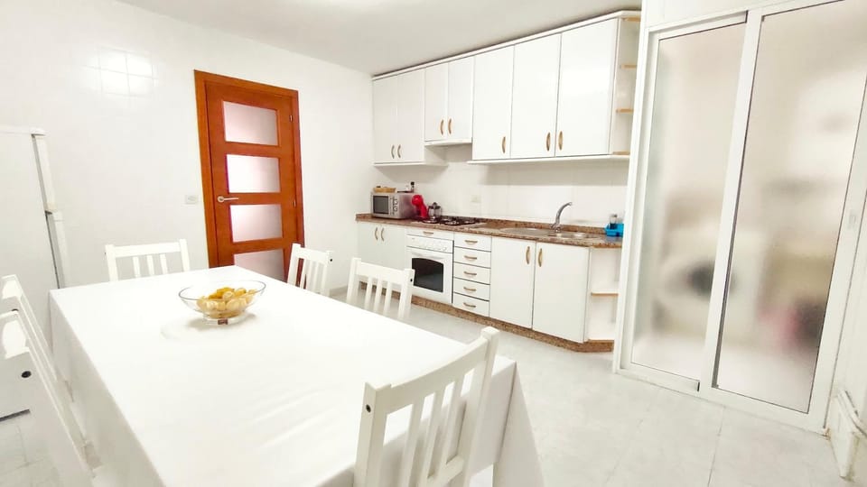 Piso muy amplio en pleno centro de Cantarrana - Viveiro Apartment in Viveiro