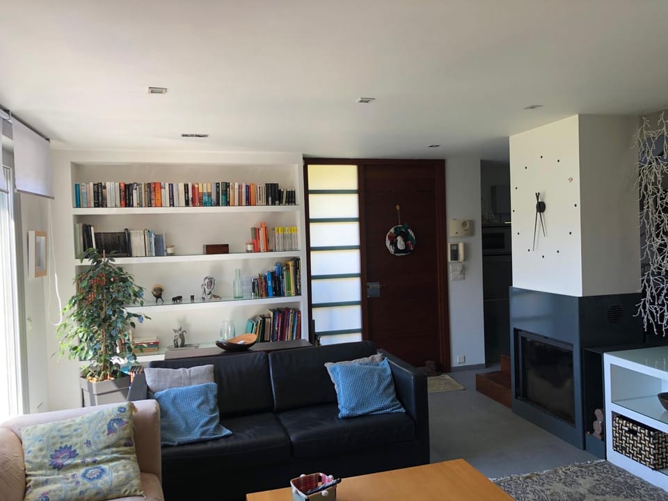 Casa Grila House in O Morrazo