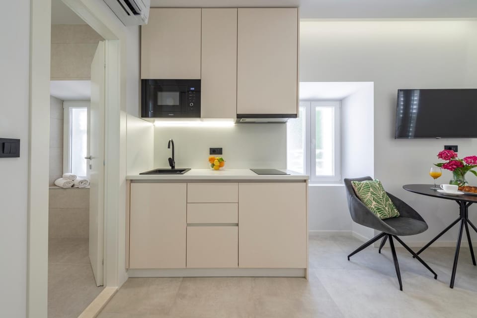 La Porta 1, seaview in the center Apartment in Cavtat