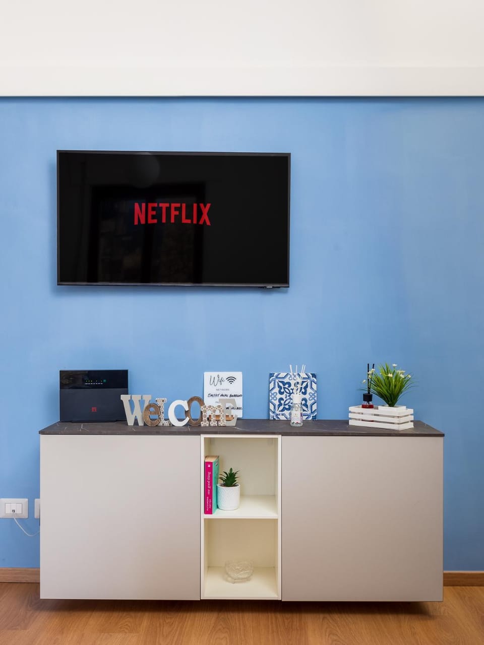TV and multimedia, Living room, internet