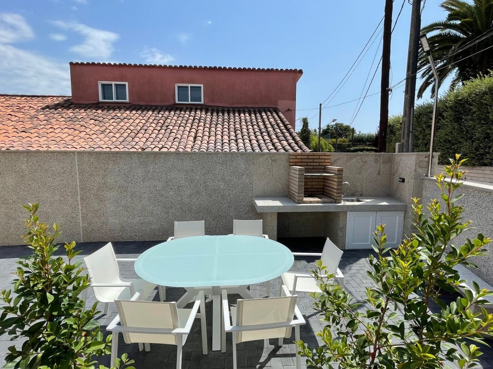 Palacios 30, Playa Nanín House in O Morrazo