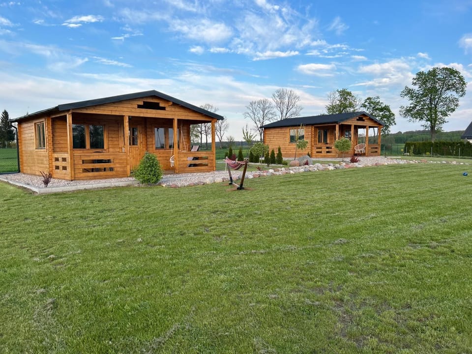 Domki nad stawem Nature lodge in Poland