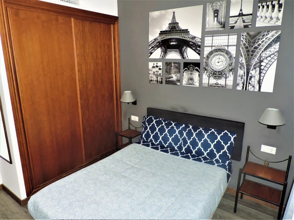 Bed, Bedroom, wardrobe