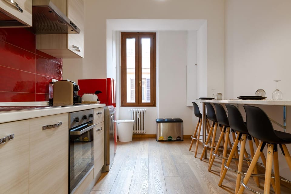 Kitchen or kitchenette, Dining area, dishwasher, oven, stove