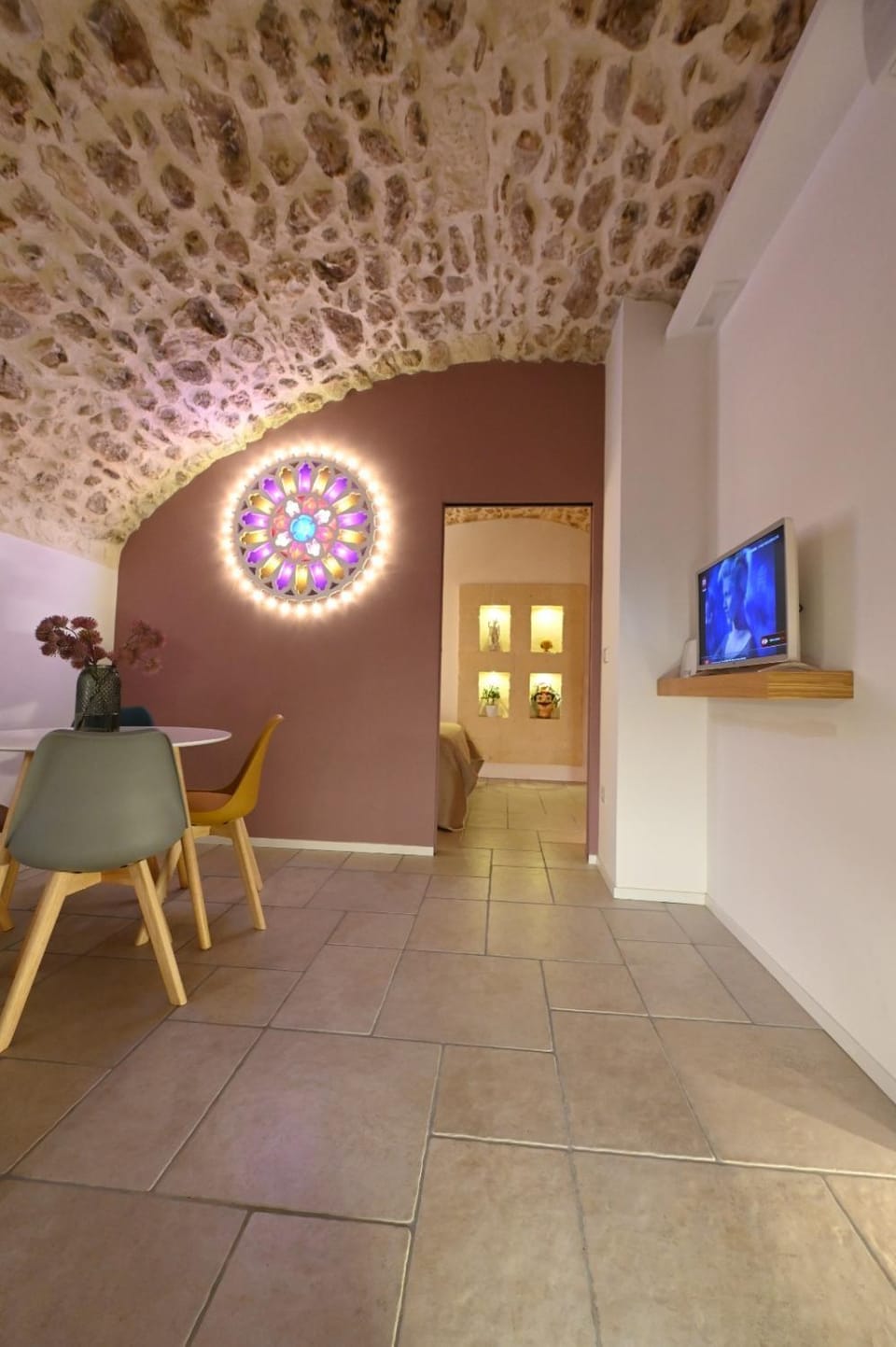 TV and multimedia, Evening entertainment