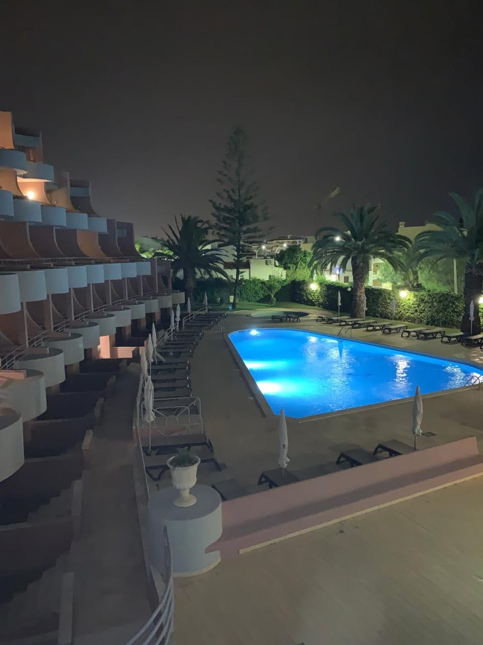 Night, Garden, Pool view, Swimming pool, sunbed