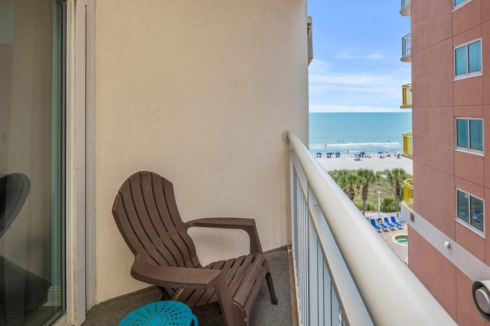 HOW TO Unwind, Views, Pools C50 House in Atlantic Beach