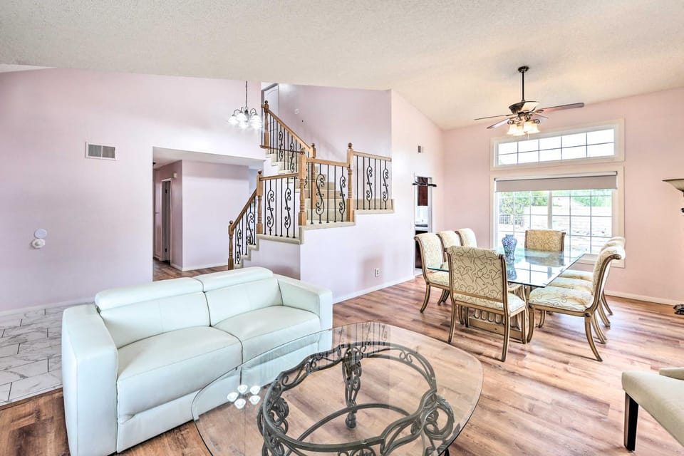 Bright California Home with Patio Less Than 1 Mi to Hiking! House in Corona