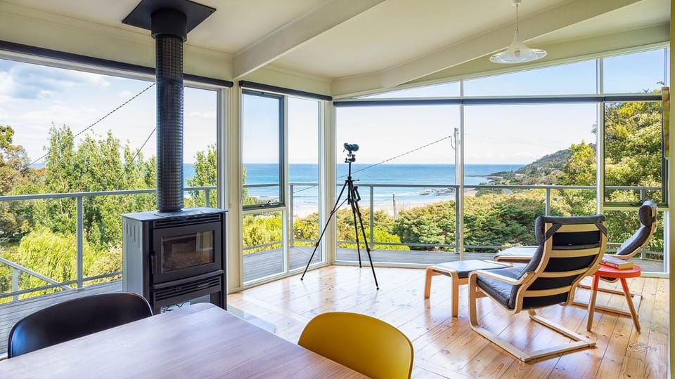 Ocean Magic Where The Bush Greets The Sea House in Wye River