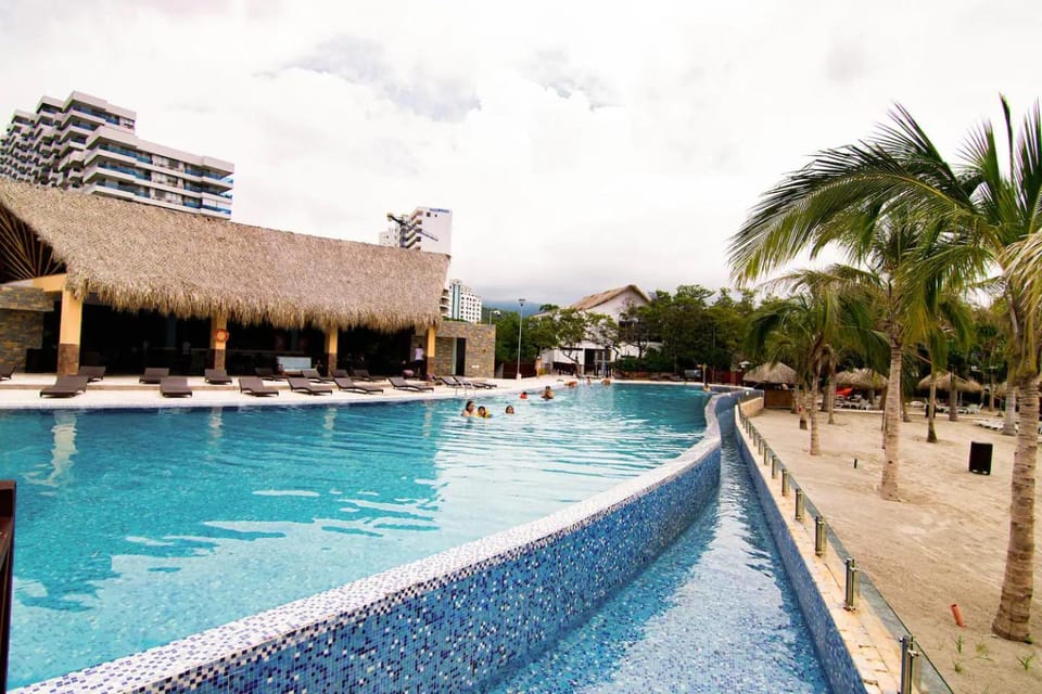 Swimming pool, Swimming pool