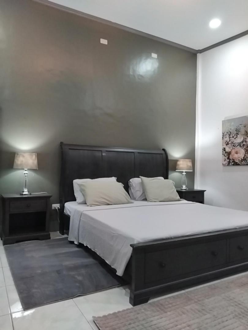 Matteo's hus VILLA RENTAL House in Central Visayas