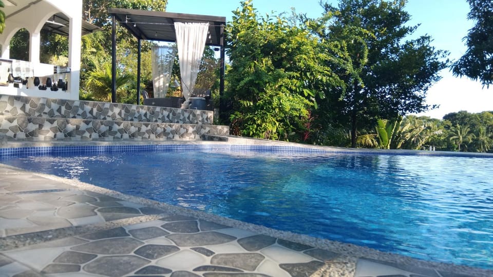 Matteo's hus VILLA RENTAL House in Central Visayas