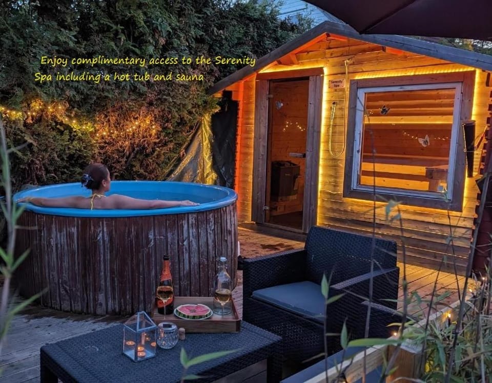 Hot Tub, Sauna, Spa and wellness centre/facilities