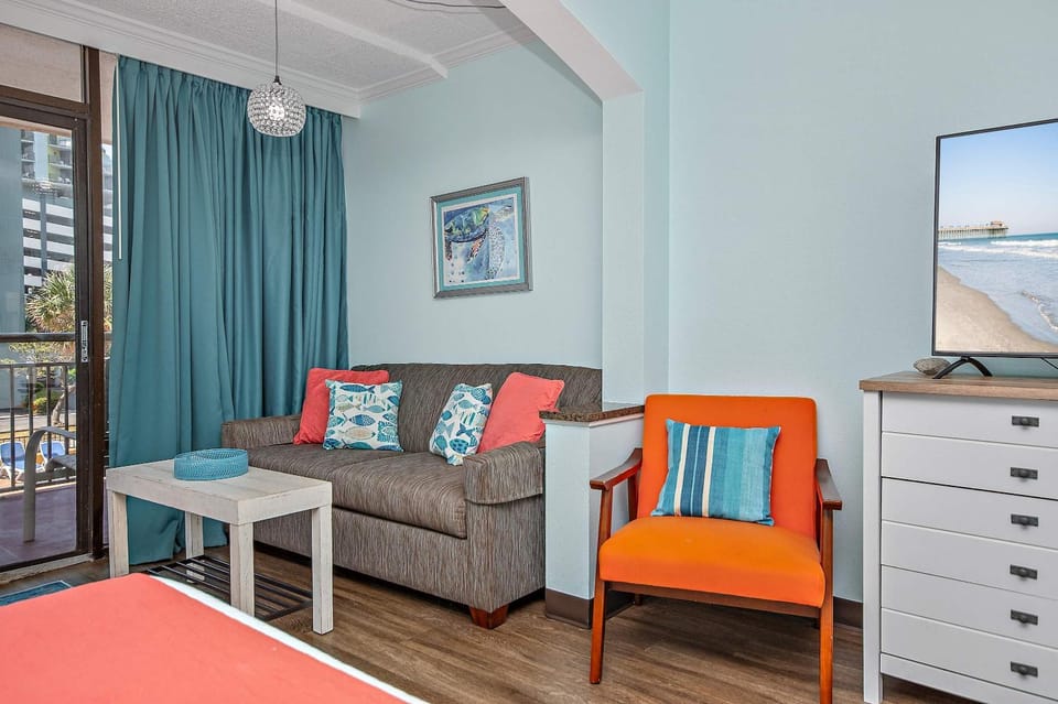 *FANTASTIC SUNSETS AWAIT* Queen Beds *Great Pools, Hot Tubs+++*M27 House in Myrtle Beach