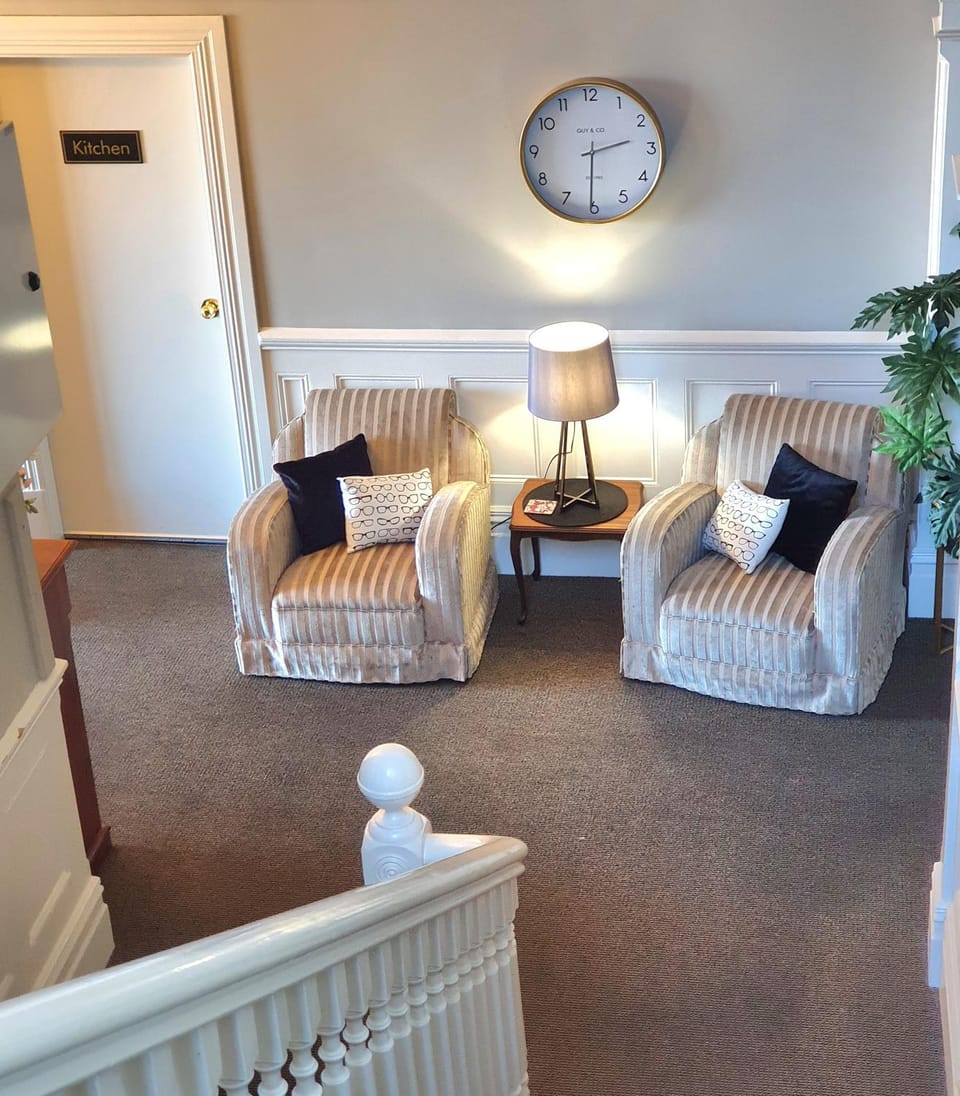 Property building, Seating area