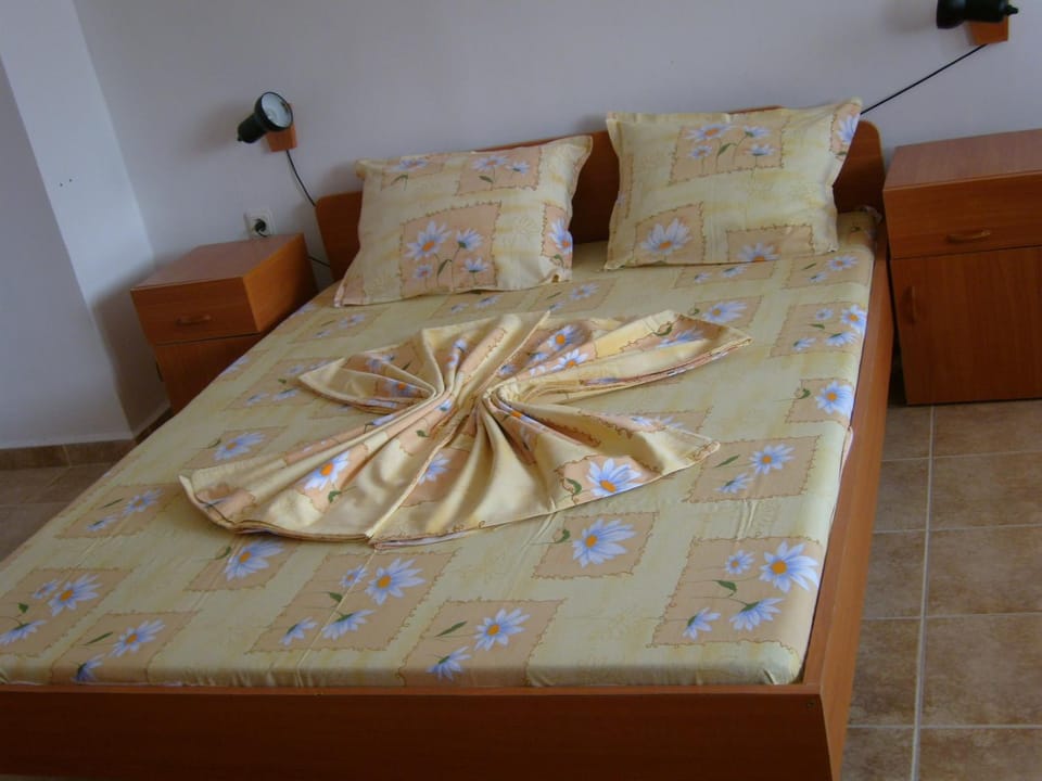 Сотирови, самостоятелни стаи Bed and Breakfast in Burgas Province