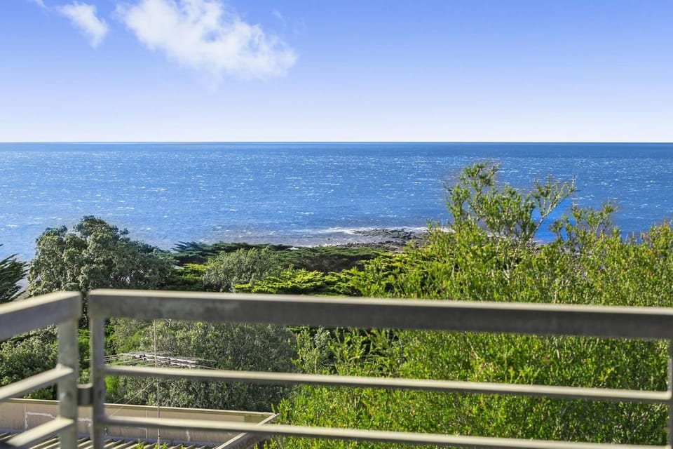 Point Grey Apartment 16 Apartment in Lorne