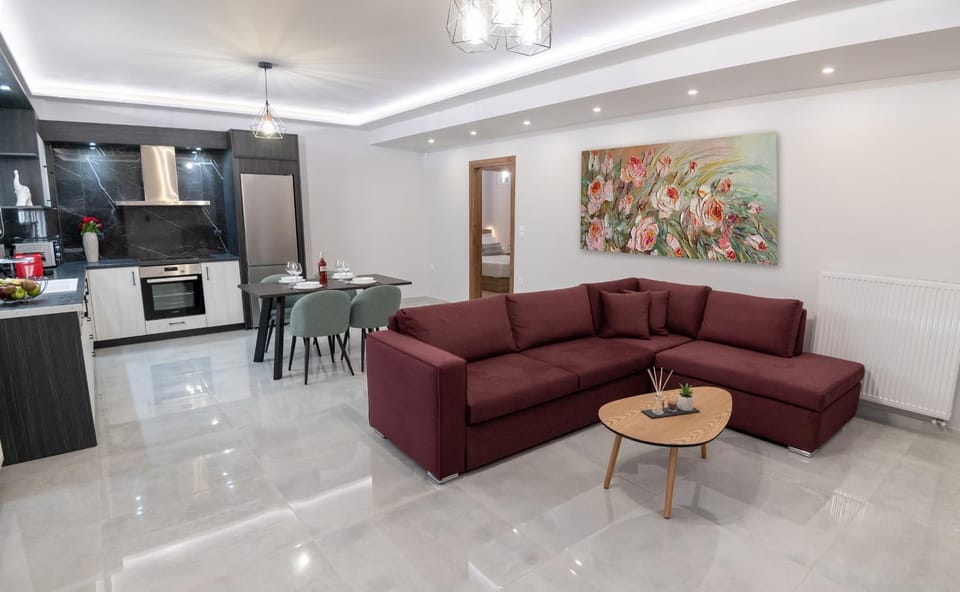 Kitchen or kitchenette, Living room, Seating area, Dining area