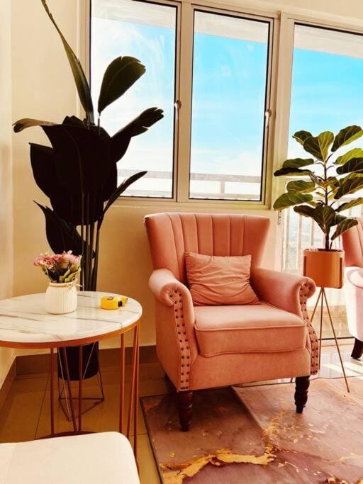 Sentrovue B Pink House Apartment in Selangor, Malaysia