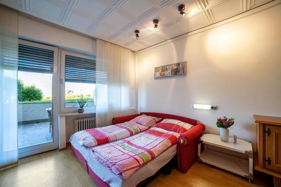 Living room, Bedroom