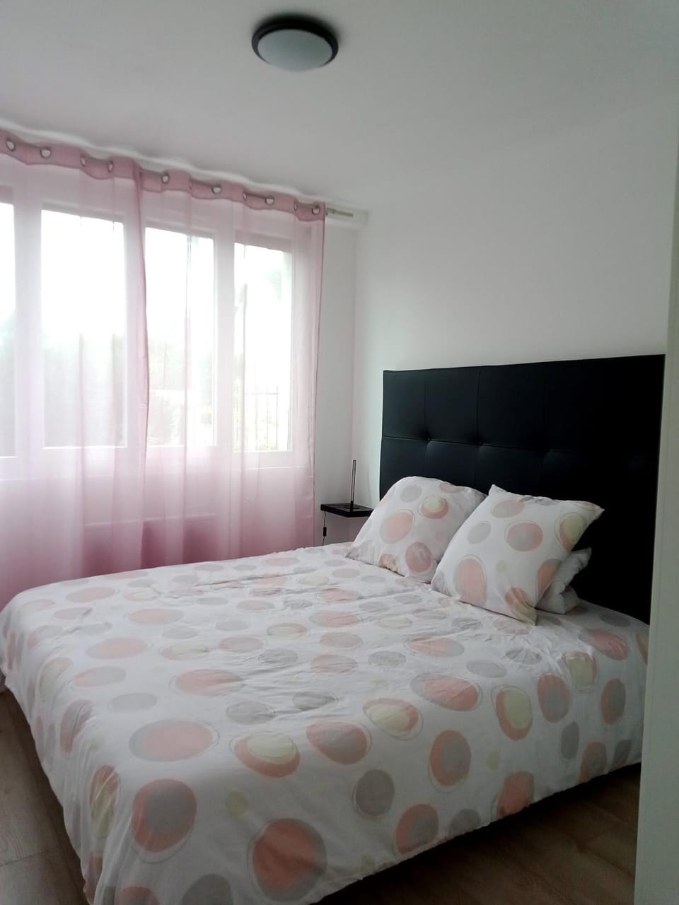 Appartement au RDC avec une terrasse Apartment in Lourdes