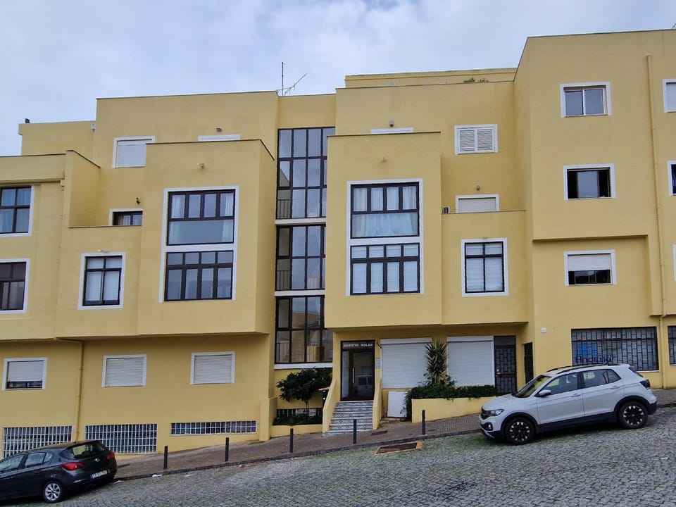 Property building, Location