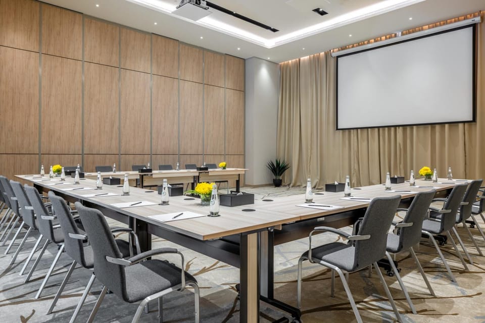 Meeting/conference room