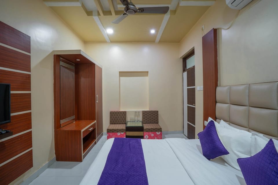 Hotel Kiaara Hotel in Varanasi