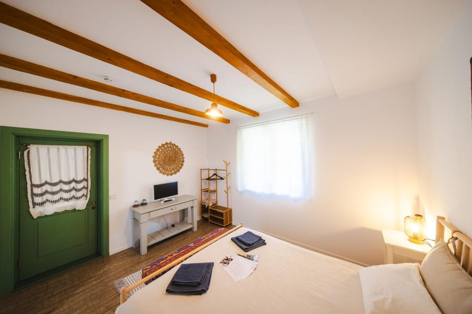 CASA LILA Bed and Breakfast in Prahova, Romania