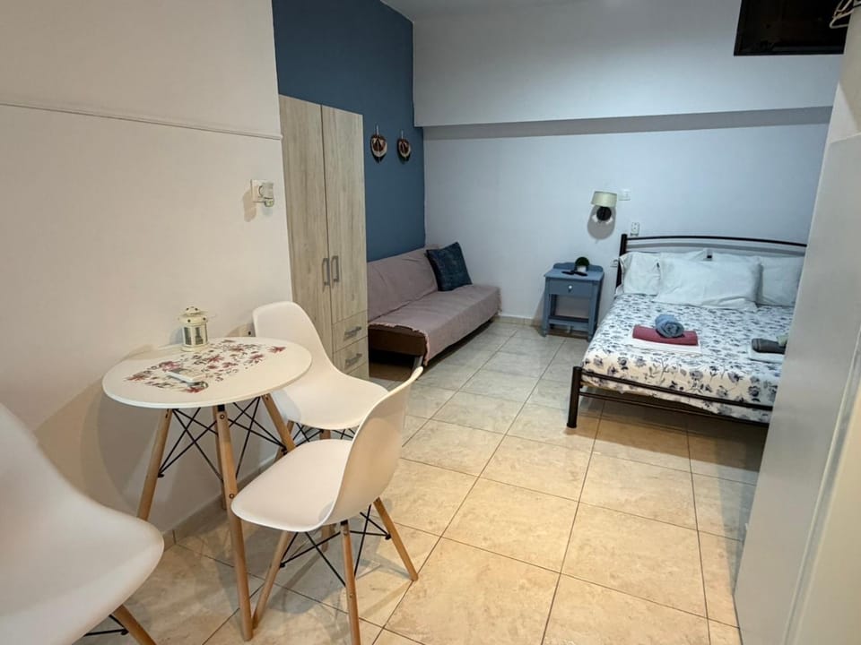 Grey Studio Apartment in Decentralized Administration of Macedonia and Thrace