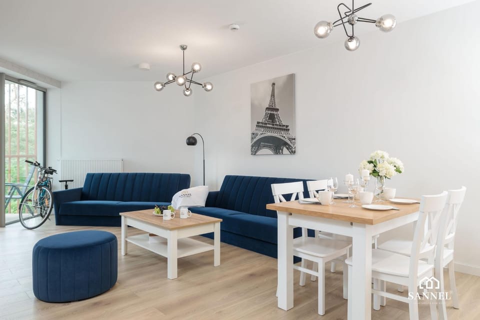Living room, Decorative detail, Seating area, On site