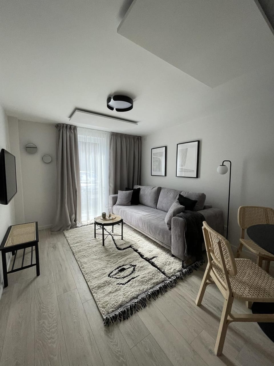 Living room, Photo of the whole room, Seating area
