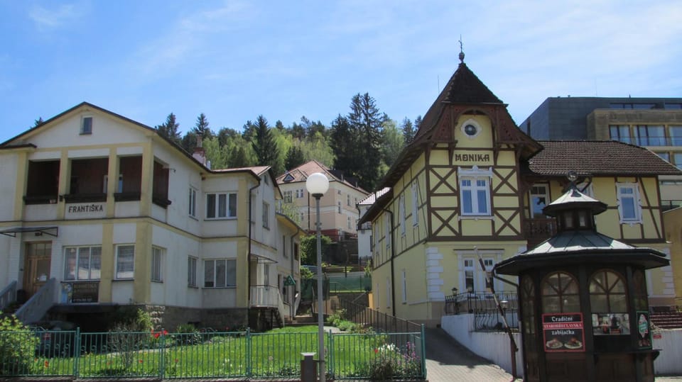 Nearby landmark