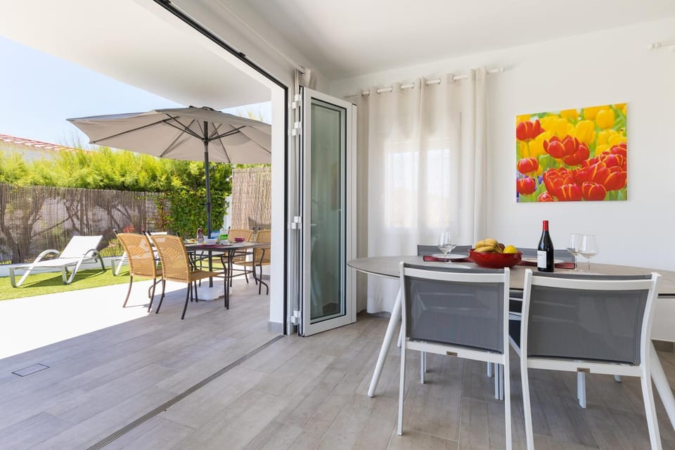 Balcony/Terrace, Dining area