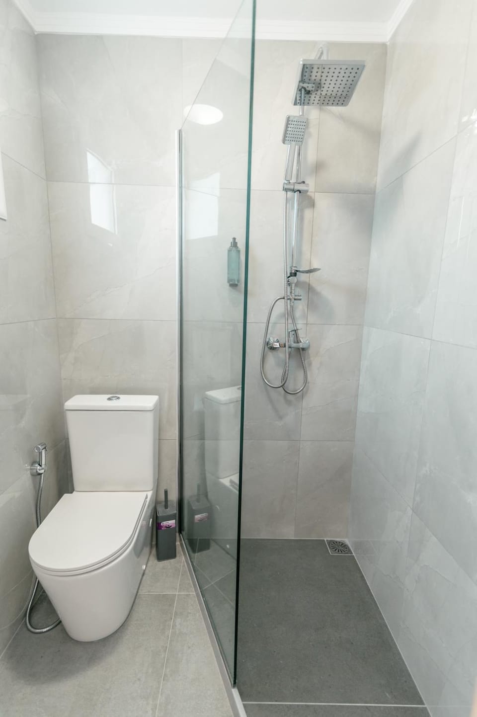 Shower, Toilet, Bathroom