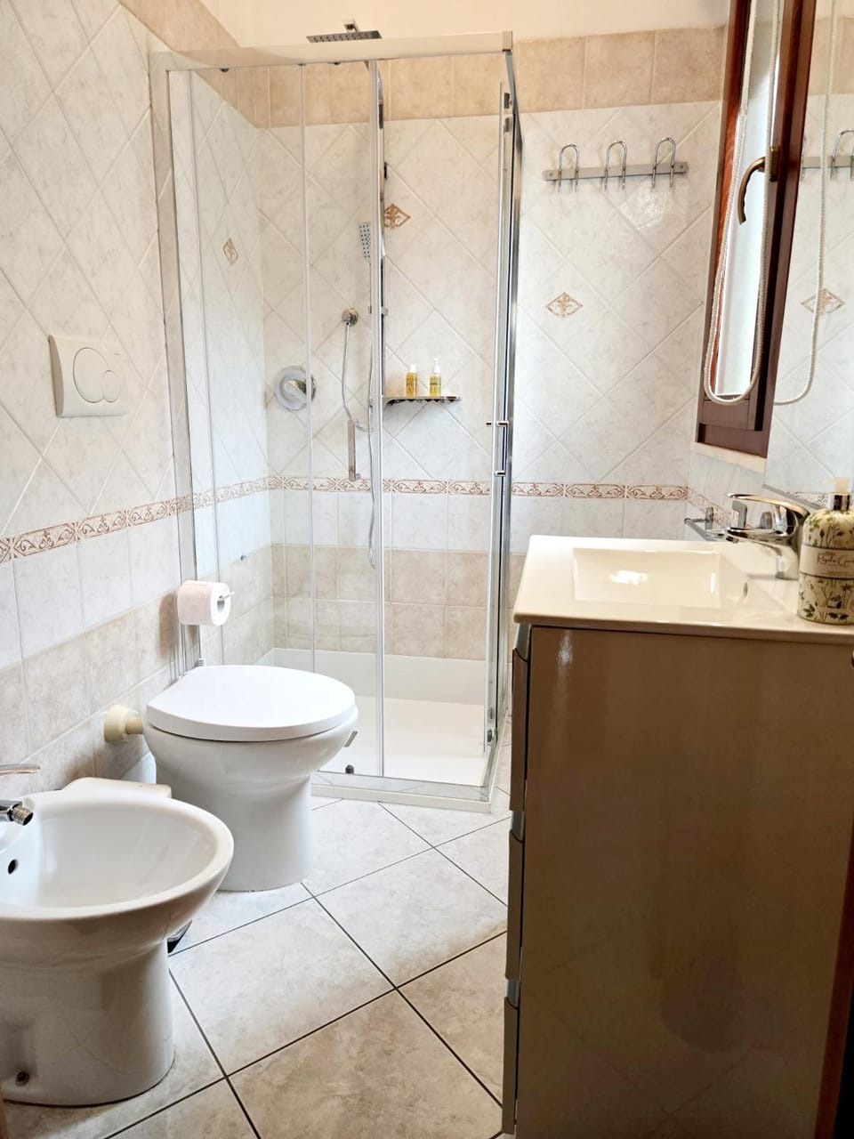 Easy Stay Cagliari Casetta 144A comfort e relax Apartment in Cagliari