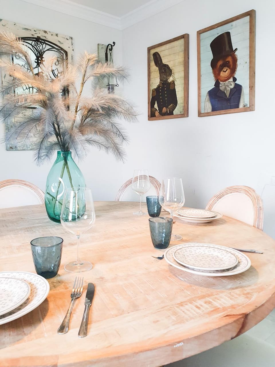 Decorative detail, Dining area