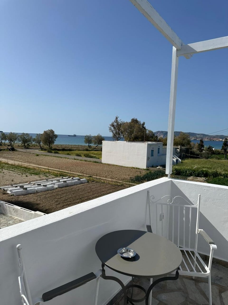 Sardis Rooms Bed and Breakfast in Milos