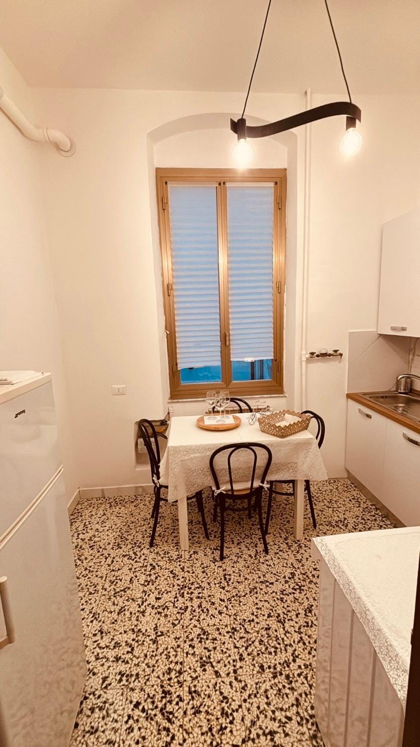 Appartamento retrò-chic in La Spezia Apartment in La Spezia